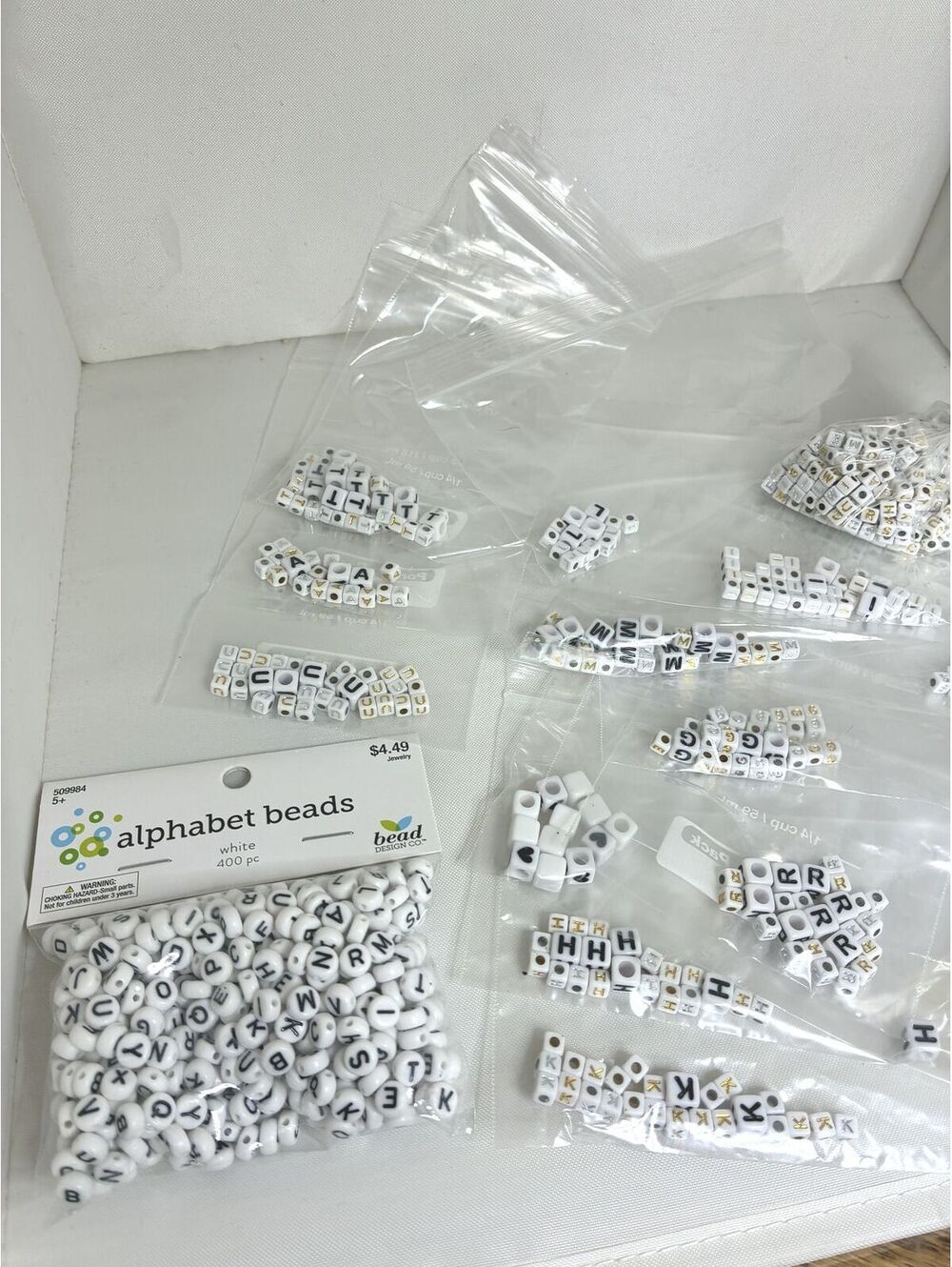 Bead Landing Alphabet Beads and Assorted Colored Beads Craft Kit